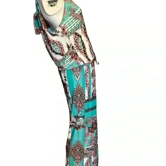 Flirty Pink floral print open back Green jumpsuit Size M - Picture 6 of 10